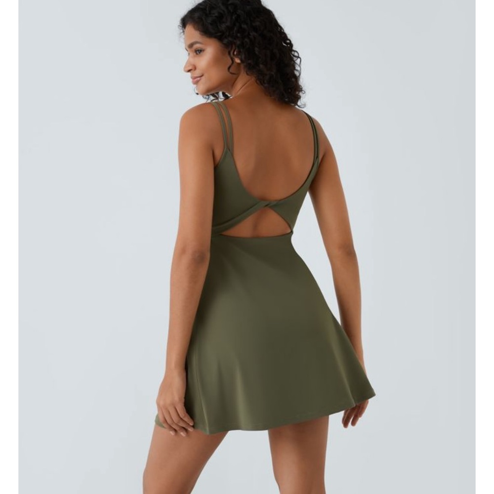 Halara Cloudful Double Strap Backless Twisted Act… - image 6